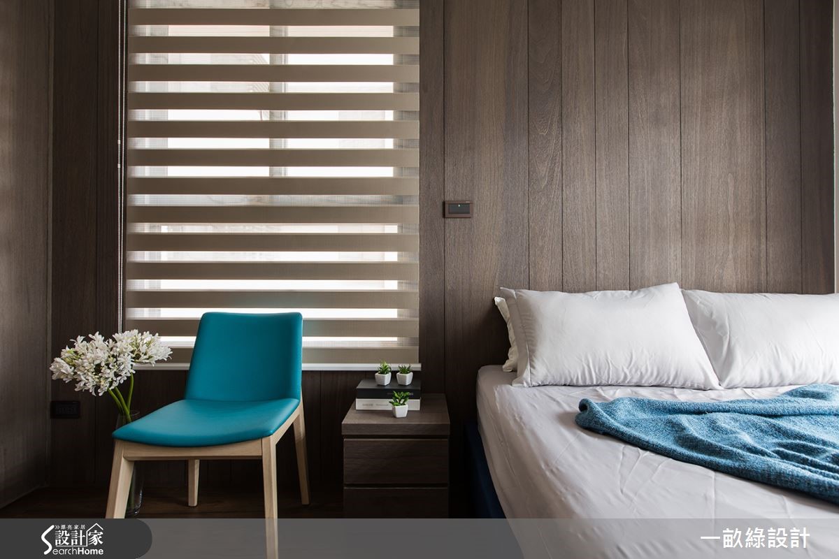 有一定社經地位、熱愛音樂的男主人，為了一圓自己的休